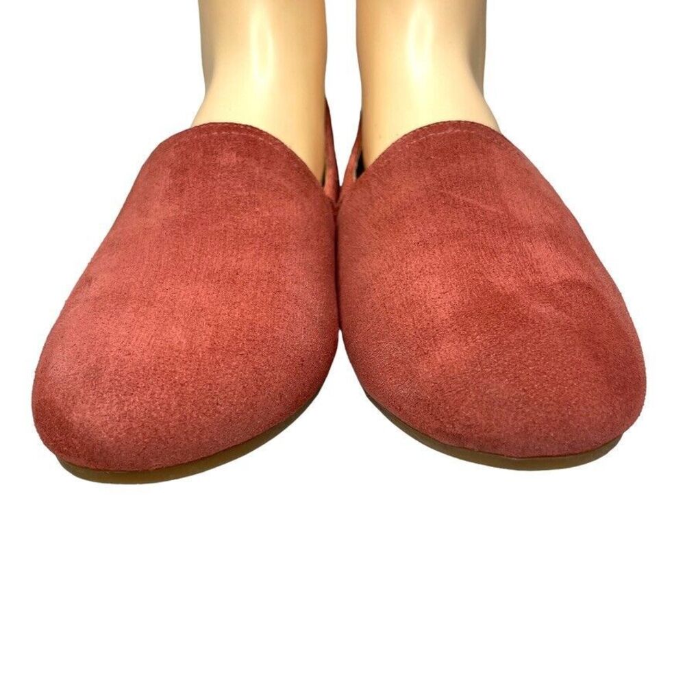 Lucky Brand Womens Brettany Dark Pink Suede Slip on Ballet Flat EUC Size 8.5 - Picture 3 of 11